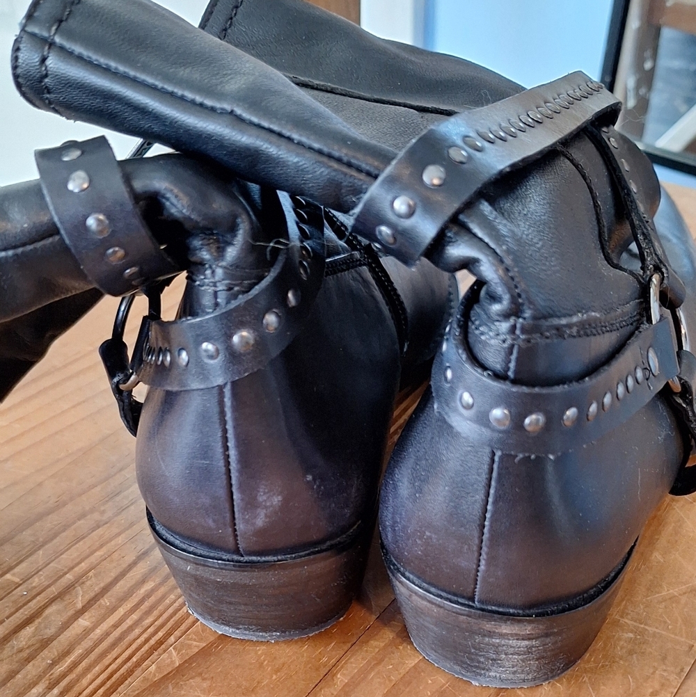 Vintage Foundry Black Leather Harness Boots Size 9 - Picture 4 of 8